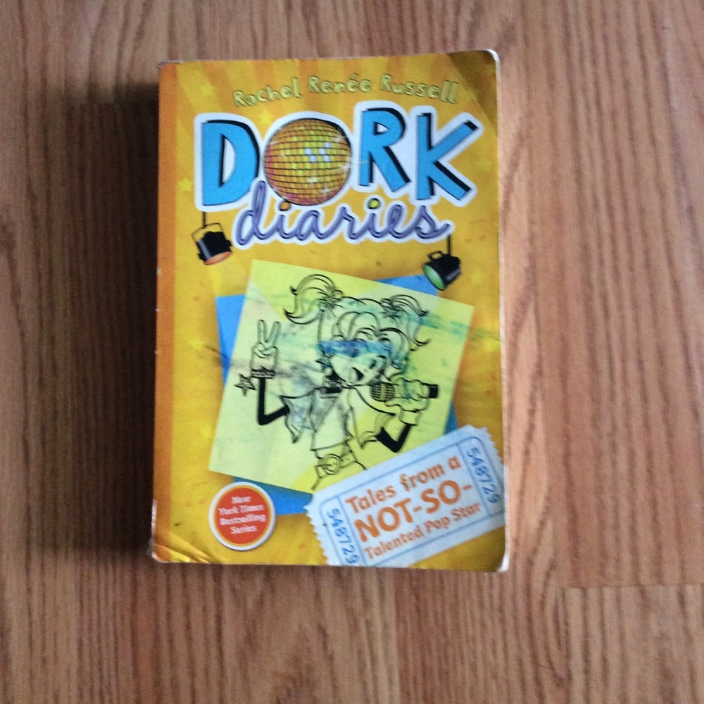 Not-So-Talente-wbr-d-Pop-Star Dork-Diaries-